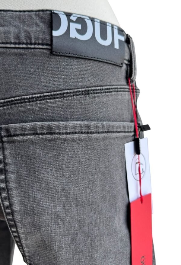 HUGO BOSS - DEMIN SHORTS - Image 13